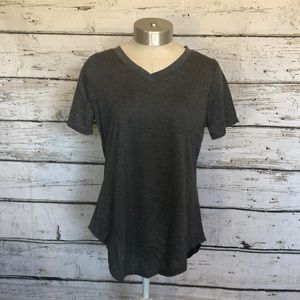 NIB Iniboutique V Neck Curved Hem Tee